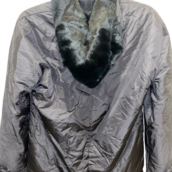 S Maxmara puffer jacket w/fur - Picture 3 of 6